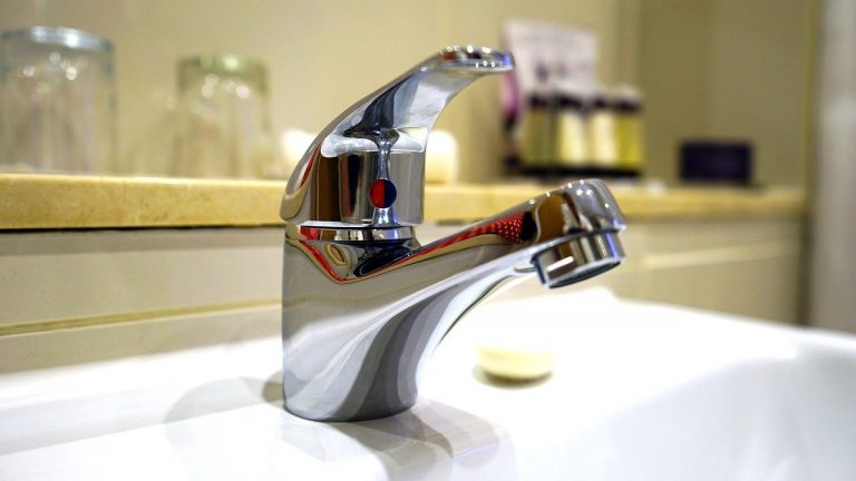 tap, water, faucet-1937219.jpg